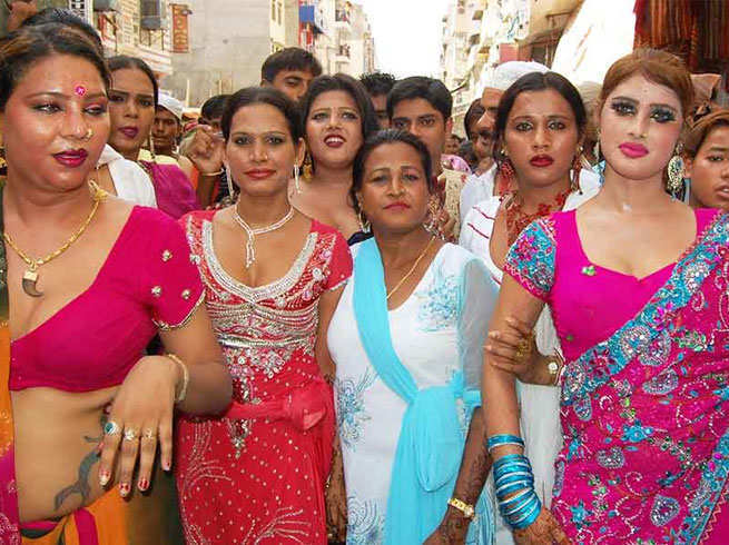 बरेली के किन्नर समुदाय का ऐलान, 22 जनवरी को जन्मे बच्चों के लिए बधाई गाएंगे पर नेग नही लेंगे