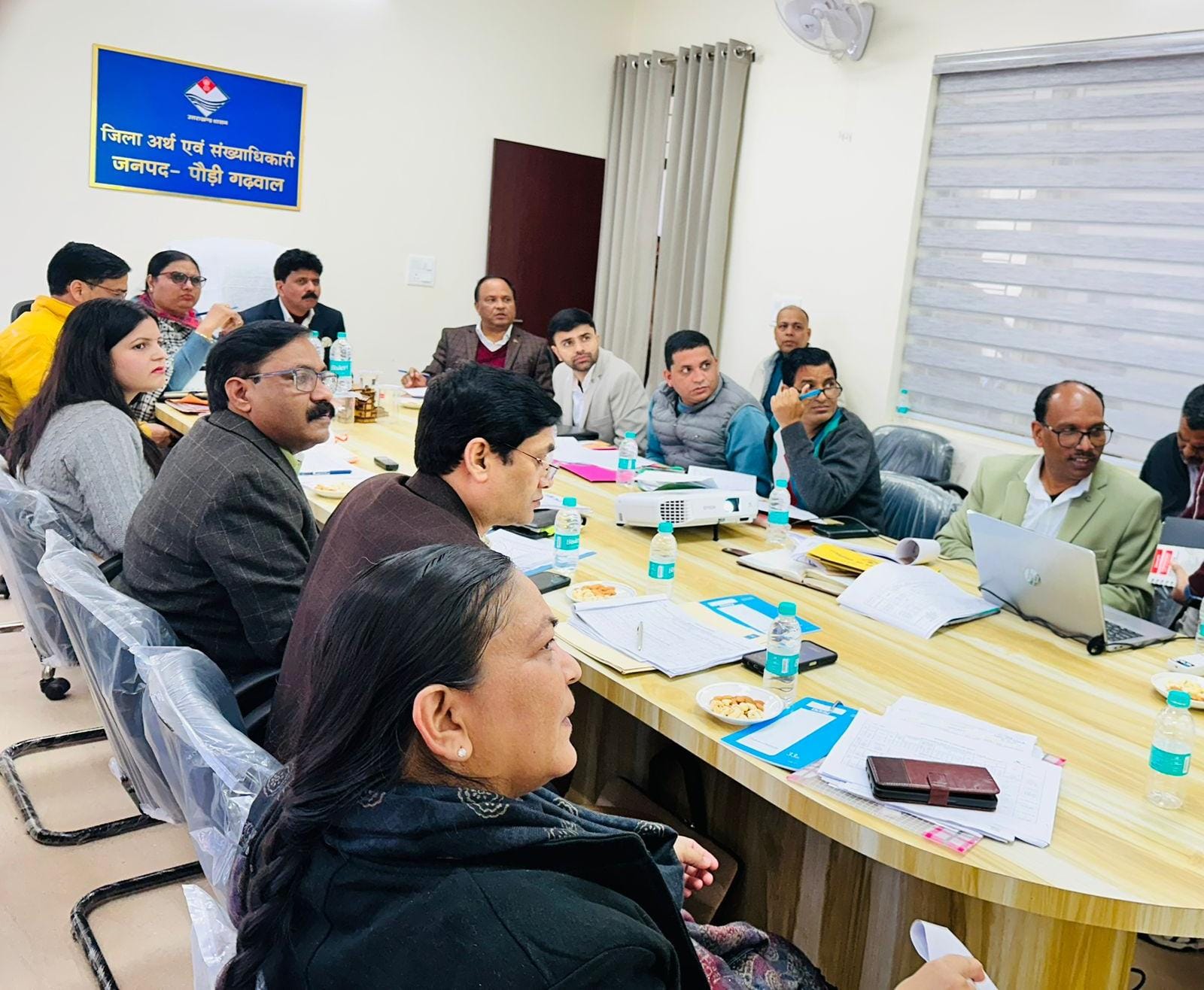 गढ़वाल मंडल में बीस सूत्रीय कार्यक्रम एवं सांख्यिकीय कार्यों की समीक्षा, पौड़ी जनपद रहा अग्रणी