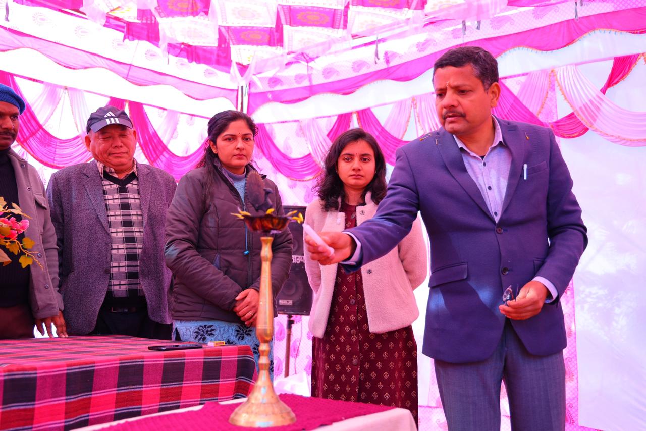 ग्रामीणों की समस्याओं का समाधान उनके गांव और क्षेत्र में ही: मुख्य विकास अधिकारी..ल्वाली न्याय पंचायत में बहुउद्देश्यीय शिविर में 39 शिकायतें दर्ज, 113 लाभार्थियों को मिला योजनाओं का लाभ