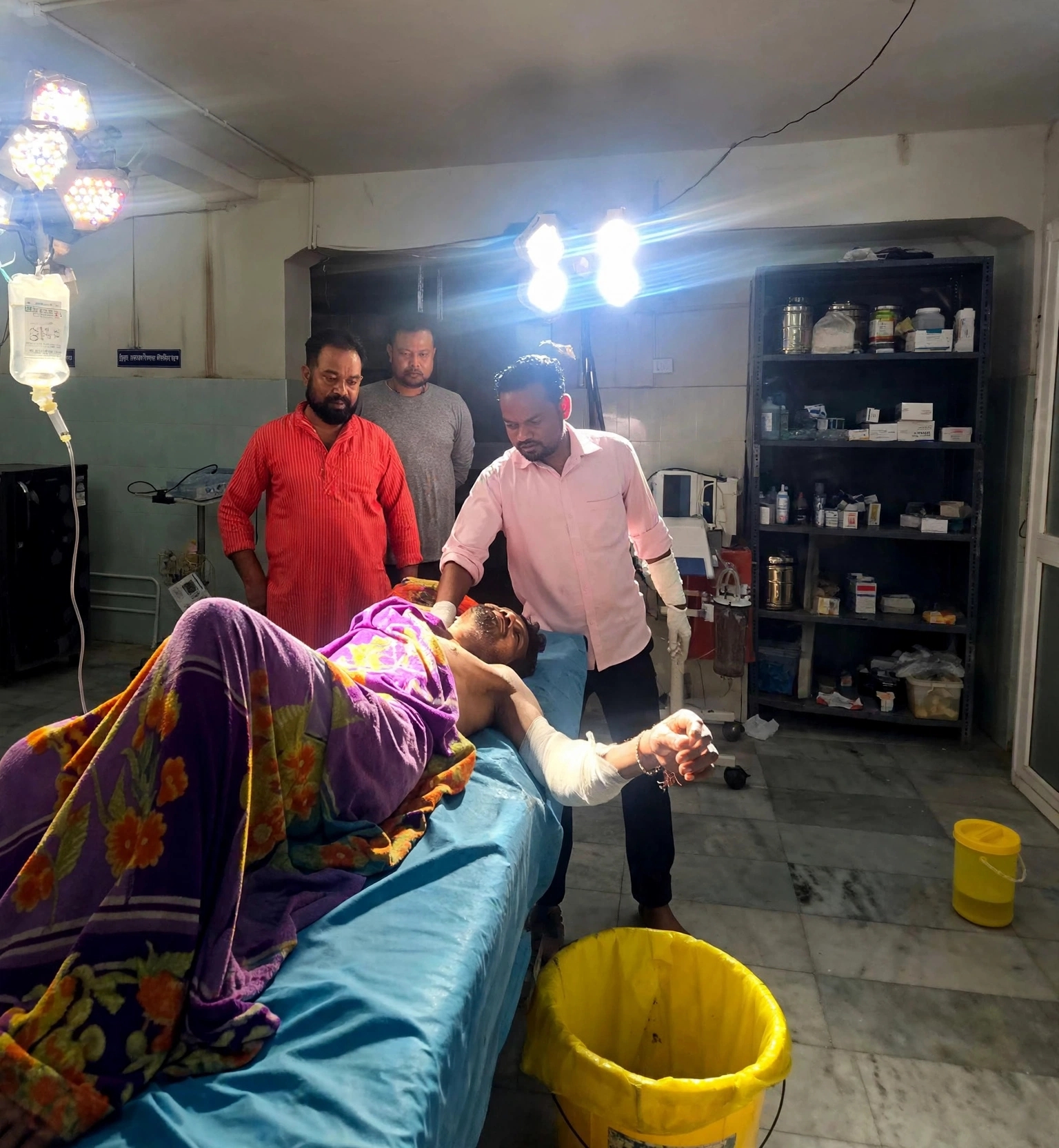 मंझारी में भालू का हमला, 33 वर्षीय युवक गंभीर रूप से घायल