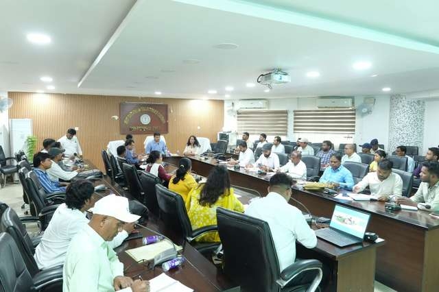 जल जीवन मिशन और स्वच्छ भारत मिशन की योजनाओं में तेजी लाने का निर्देश 20401
