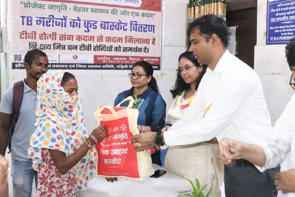 86 टीबी मरीजों को मिला पोषक आहार, टीबी मुक्त समाज के लिए सामूहिक सहयोग की अपील 20738