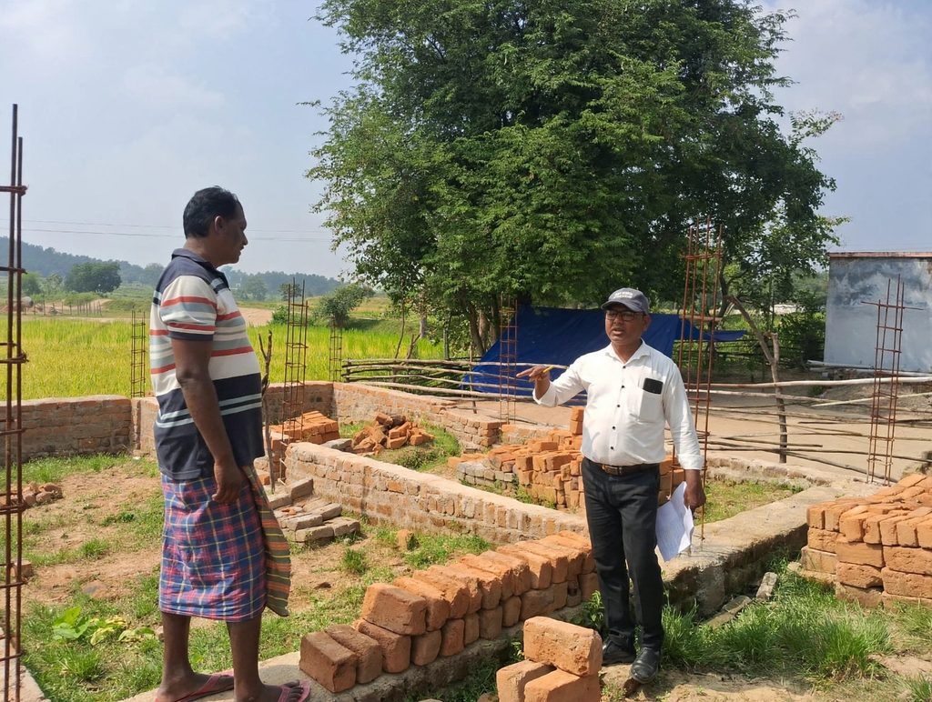 हाटगम्हरिया: कुशमिता पंचायत में 33 आवासों का निरीक्षण, 50 लाभुकों ने अब तक शुरू नहीं किया निर्माण कार्य 26986
