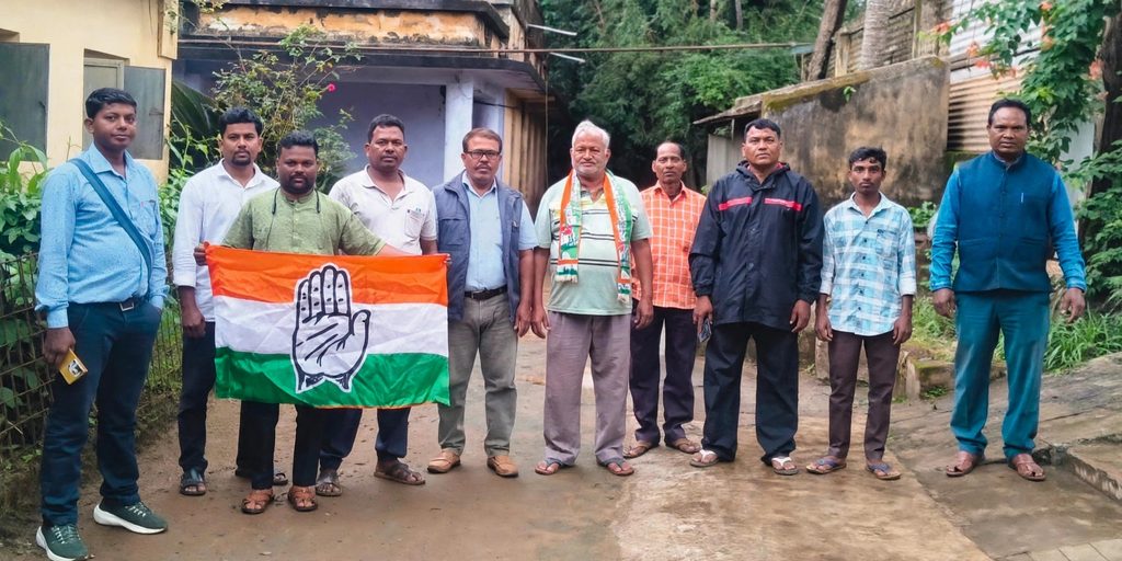 मनोहरपुर में ‘वोट बचाओ, देश बचाओ’ अभियान को लेकर कांग्रेस की विशेष बैठक आयोजित 34886